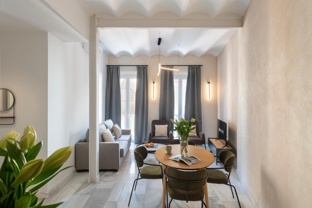 Magno Apartments San Gil - Shared Jacuzzi Sewilla Zewnętrze zdjęcie
