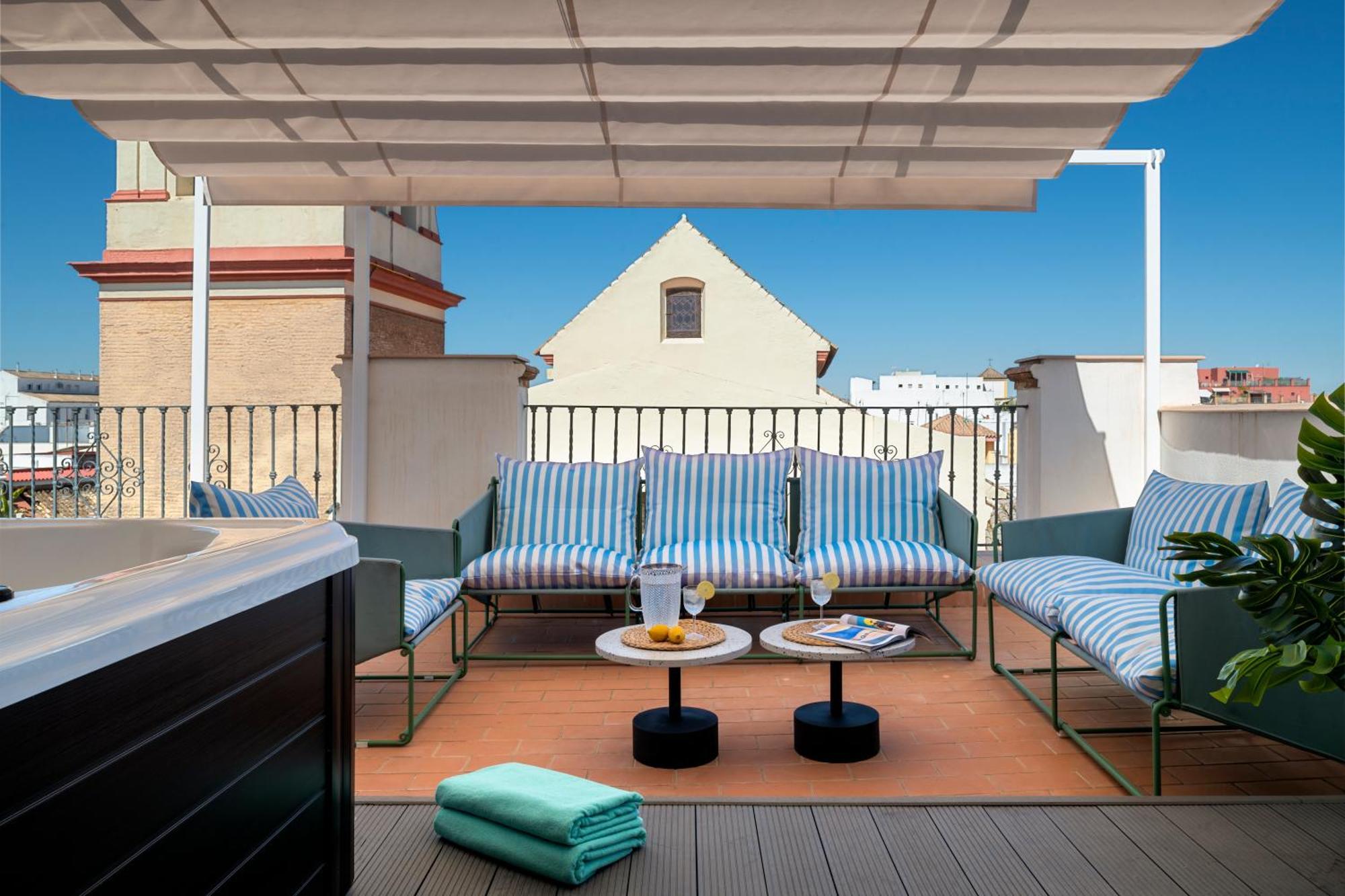Magno Apartments San Gil - Shared Jacuzzi Sewilla Zewnętrze zdjęcie